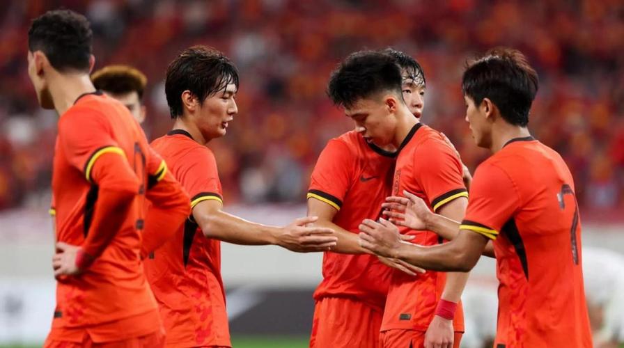 让2追2！U23国足22泰国U23向余望李新翔破门鲍世蒙送礼+助攻